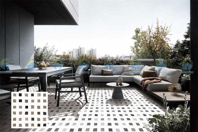 Gạch terrazzo kết hợp nhiều sắc màu trầm nhẹ với họa tiết ô vuông nhỏ lát sân vườn