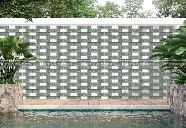Tường bao xung quanh ngôi nhà ốp gạch 30x45 hoạ tiết giả đá ấn tượng Tường bao xung quanh ngôi nhà ốp gạch 30x45 hoạ tiết giả đá ấn tượng