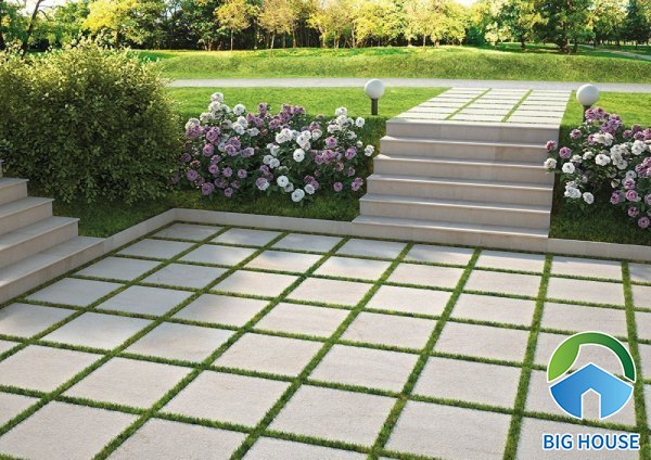 Tại sao nên ứng dụng gạch block cho sân vườn?